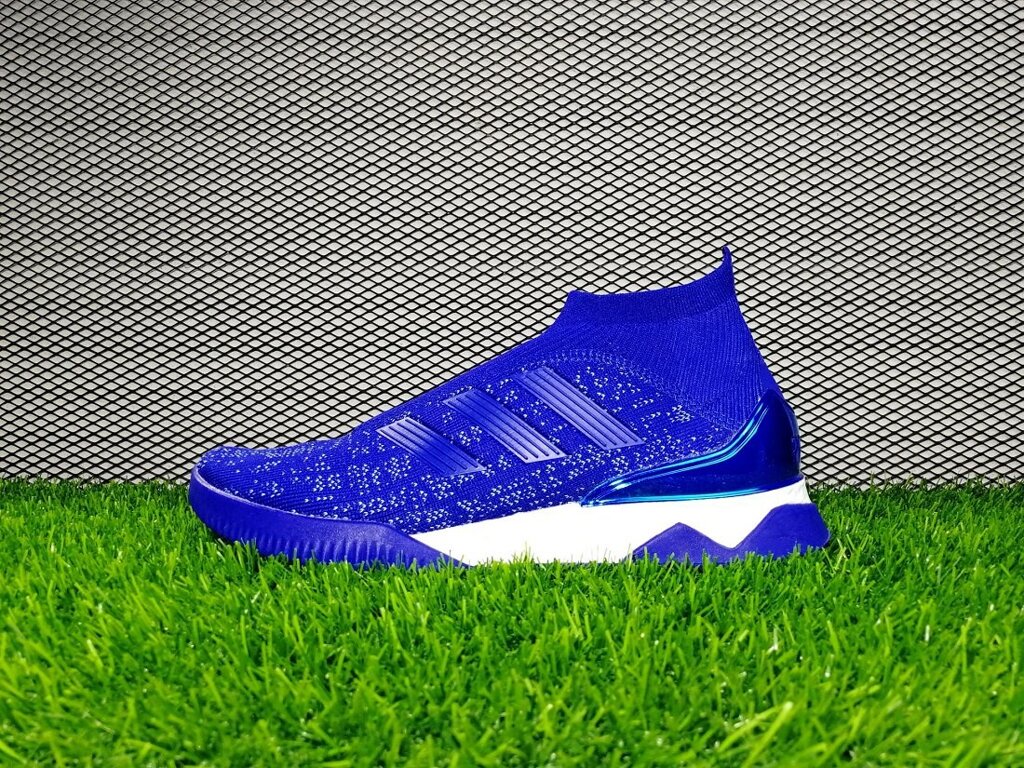 Футзалки мужские Adidas Predator Tango 18  Ultra. Boost Deadly Strike - преимущества