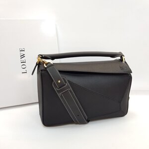 Женская сумка Loewe черный