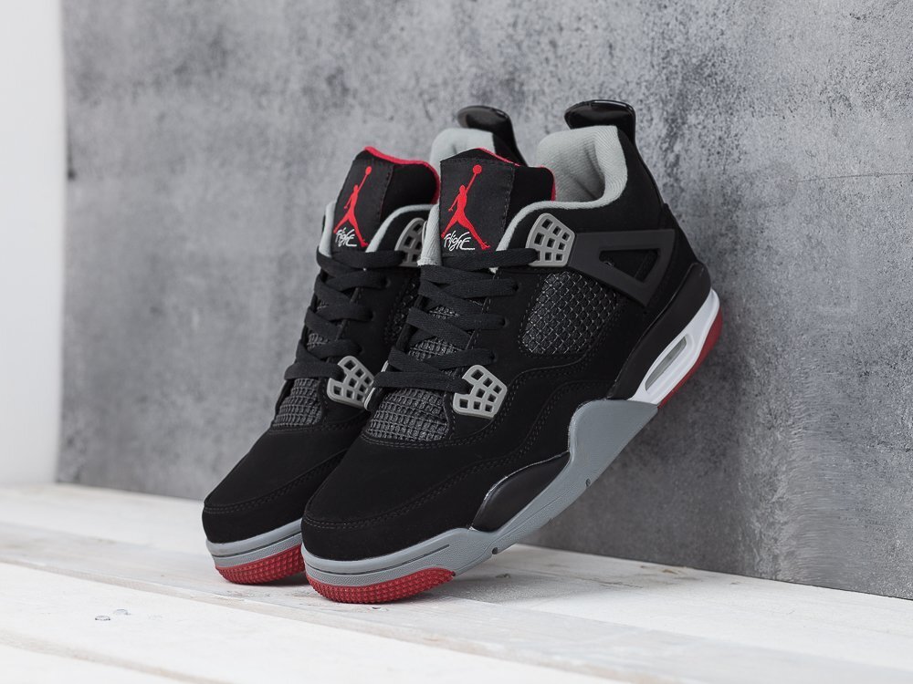 Размеры: 42. Баскетбольные кроссовки Nike для мужчин Кроссовки Nike Air Jordan 4 Retro. Артикул - 65793 - особенности